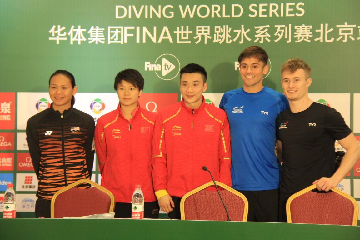 好視力牽手夢(mèng)之隊(duì)  水立方上演巔峰之戰(zhàn)