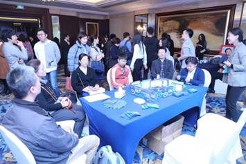 眼科前沿：外用貼敷對干眼的分析探討