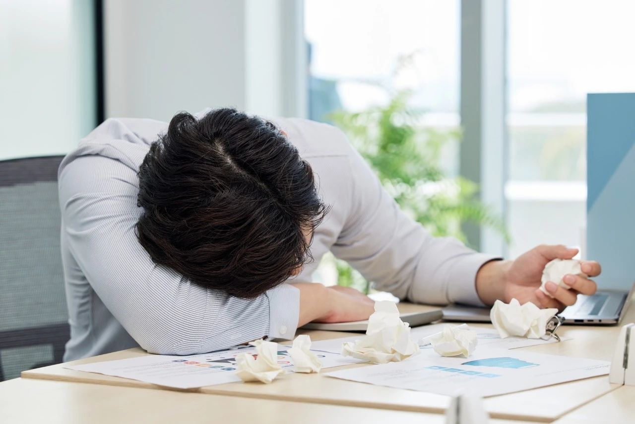 眼睛睜不開(kāi)？你不是沒(méi)睡好，可能是??！